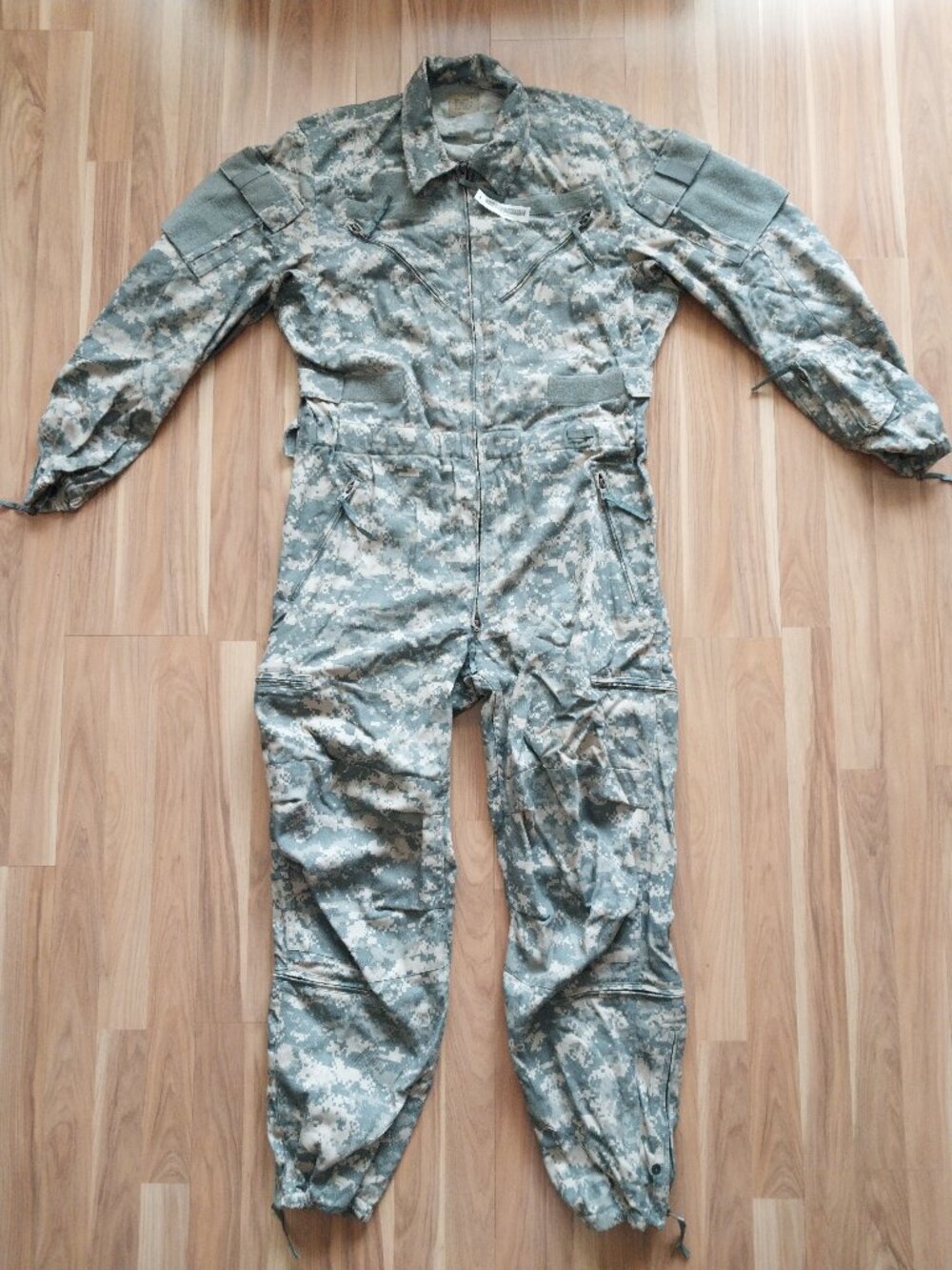 US Army NWT UCP Improved Combat Vehicle Crewman Coveralls FR Size Medium Regular